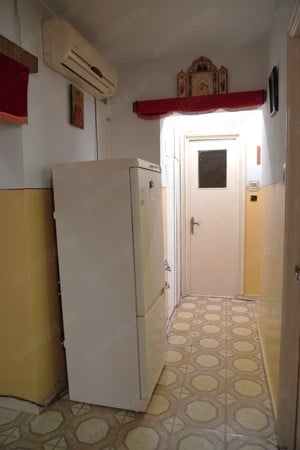 Apartament 3 cam. Berceni, zona Uioara, proprietar direct. 8 10 etaje. - imagine 7