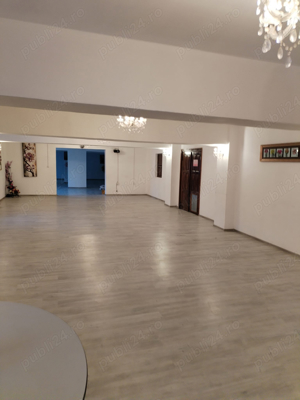 Vand spatiu comercial in orasul Cugir - imagine 2