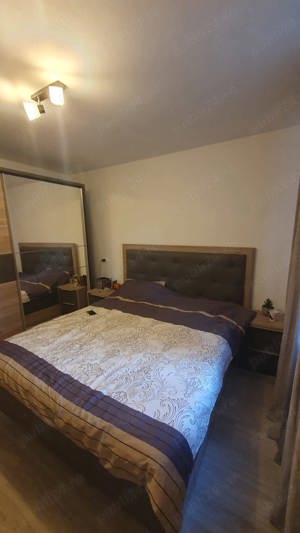 Apartament cu trei camere, zona Bradet în bloc tip vila  - imagine 3