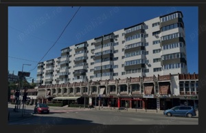 Vând apartament cu 4 camere, Câmpina, zonă centrală, relații la nr  