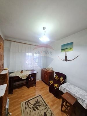 Apartament cu 3 camere de vânzare în zona Central - imagine 4