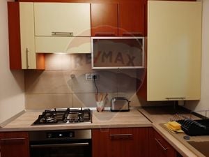 Apartament cu 3 camere de închiriat în zona Subcetate - imagine 9