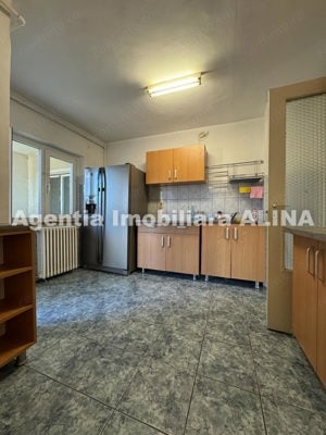 Apartament 3 camere in Deva, zona Dorobanti, 74 mp, decomandat, etaj 4... - imagine 5