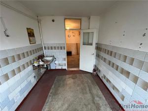 Apartament 3 camere , zona centrala , de renovat ! etaj 3 - imagine 2