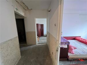 Apartament 3 camere , zona centrala , de renovat ! etaj 3 - imagine 10