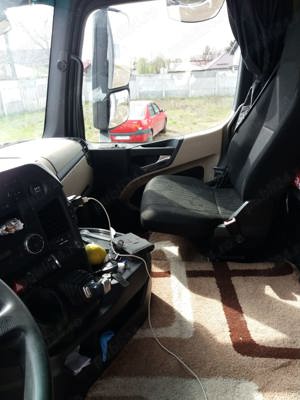 Vand cap tractor mercedes Actros - imagine 2