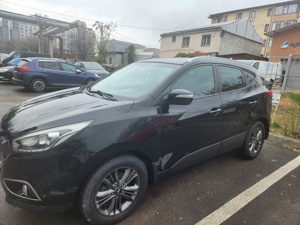 Vând Hyundai ix35 2015 2.0 184CP 4 4AWD - imagine 2