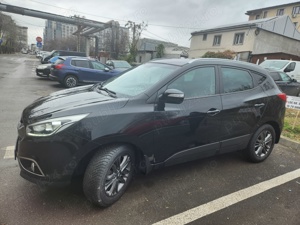Vând Hyundai ix35 2015 2.0 184CP 4 4AWD - imagine 3