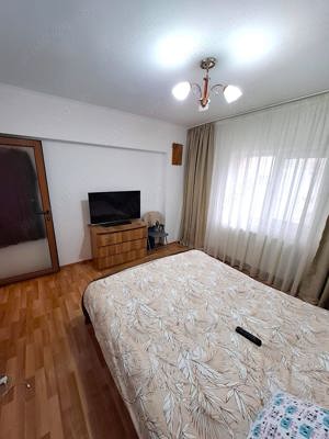 Apartament Etaj 1 , cu 4 camere , zona inspectoratul Scolar - imagine 6