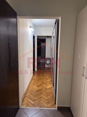 Inchiriez apartament 3 Camere, Zona Soarelui - imagine 6