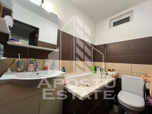 Casa cu 3 camere, renovata, 270mp teren, acces auto, zona Sagului - imagine 9