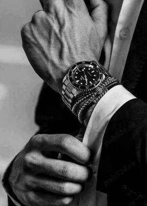 Casatorit, 49 ani, 1.78, doresc o relatie discreta cu o doamna in situatie similara