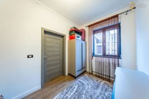 Casa Renovata 4 camere Aradul Nou - imagine 18