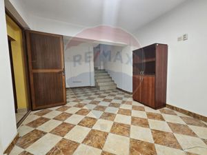 Spațiu  de inchiriat  S+P 160mp Aautogara Sud Constanta - imagine 6