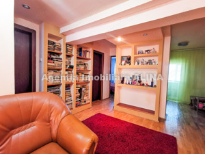 Ap. 4 camere in Deva, Bld. Decebal, priveliste, 77mp, decomandat, etaj 2, lift... - imagine 3