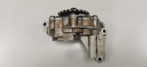 Pompa ulei originala 03G115105 VW Golf 5 2.0 tdi - imagine 3