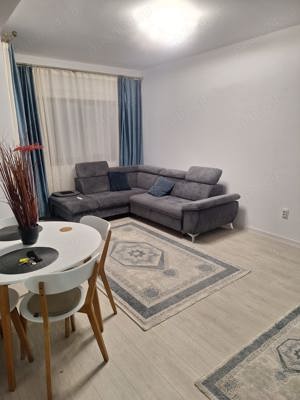 Apartament de închiriat. - imagine 2