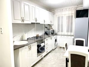 Apartament cu 2 camere renovat, centrala proprie, zona Sagului - imagine 9