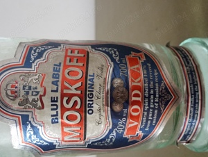 vând vodca moskoff