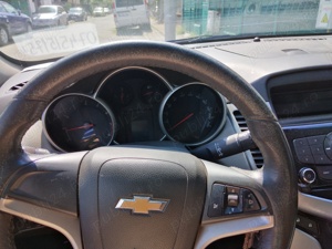 Vând  Chevrolet Cruze, unic proprietar, cumpărat nou din reprezentanță, 2010, euro 5. - imagine 5