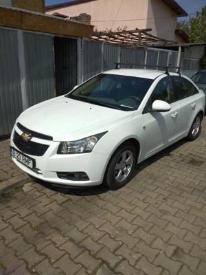 Vând  Chevrolet Cruze, unic proprietar, cumpărat nou din reprezentanță, 2010, euro 5. - imagine 9