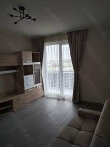 Vând apartament cu 2 camere decomandat  - imagine 9