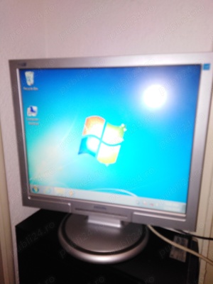 Monitor philips lcd 17