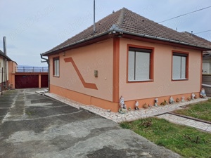 Casa de vanzare in oras Hunedoara,zona Chizid ,str. T. Vladimirescu, 541mp - imagine 2