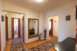 Vand apartamen 4 camere str. Toamnei Brasov - imagine 7