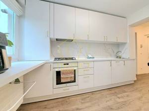 Apartament superb, mobilat in stil clasic I Central - imagine 4