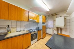 Apartament 4 camere zona centrală, de vânzare- Comision 0% - imagine 2