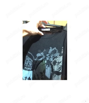 Tunica neagra cu trena si imprimeu cauciucat gri frumoasa ,moderna, UK - imagine 5