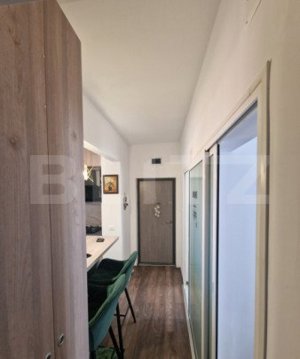 Apartament cu 2 camere, 50 mp, zona Tractoru - imagine 4