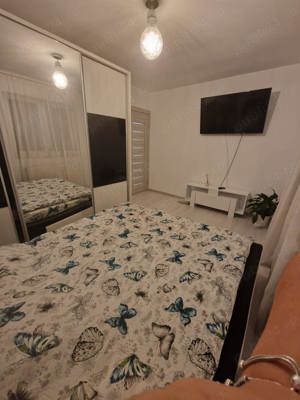 Inchiriez apartament 2 camere, decomandat, zona Bazilescu - imagine 2