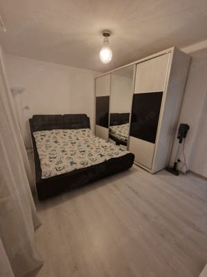 Inchiriez apartament 2 camere, decomandat, zona Bazilescu - imagine 3