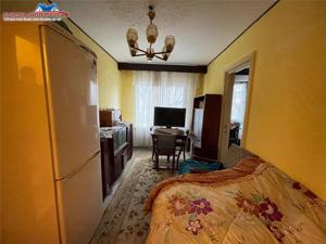 Apartament cu 3 camere de vanzare zona 23 August Tulcea - imagine 2