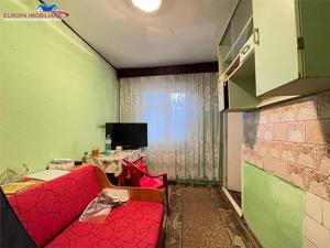 Apartament cu 3 camere de vanzare zona 23 August Tulcea - imagine 3