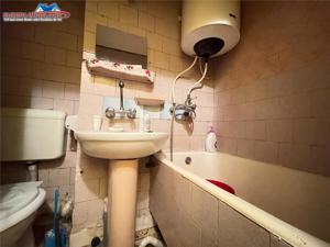 Apartament cu 3 camere de vanzare zona 23 August Tulcea - imagine 8