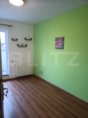 Apartament cu doua camere, sesul de sus - imagine 5