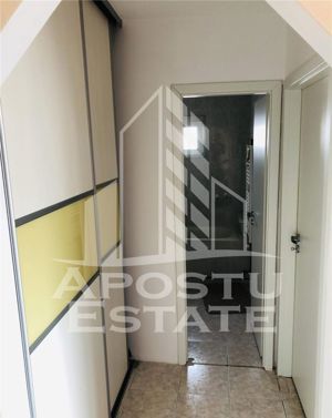 Apartament  3 camere in zona COMPLEXUL STUDENTESC - imagine 10