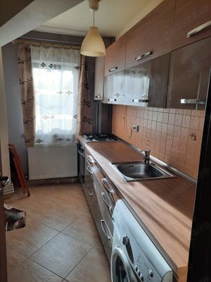 Închiriez apartament 2 camere - imagine 2