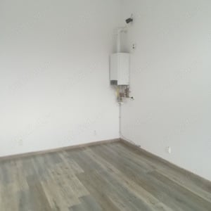 De vanzare apartament (locuinta) sau spatiu comercial  - imagine 9