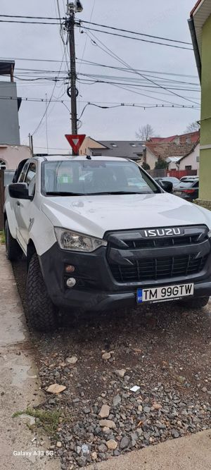 Isuzu D-Max 1.9TD, 4x4 , 4 locuri , cutie Automata , 29.000km - 23.996 Euro+tva