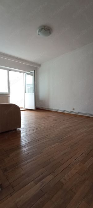 Proprietar vând apartament cu trei camere Popa Șapcă  - imagine 9