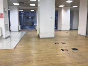 Spatiu comercial ultracentral - Vizibilitate Maxima si Locatie Premium - imagine 4