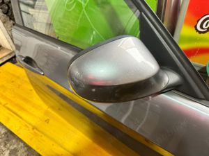 usa dreapte fata+spate Bmw seria 3 Model E90 - imagine 2