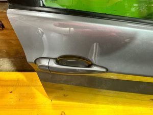 usa dreapte fata+spate Bmw seria 3 Model E90 - imagine 3