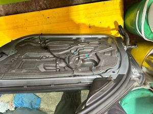 usa dreapte fata+spate Bmw seria 3 Model E90 - imagine 4