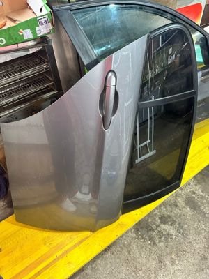 usa dreapte fata+spate Bmw seria 3 Model E90 - imagine 5