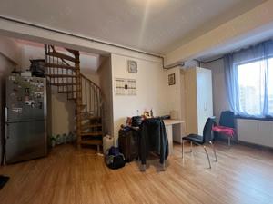 De vanzare apartament cu 3 camere